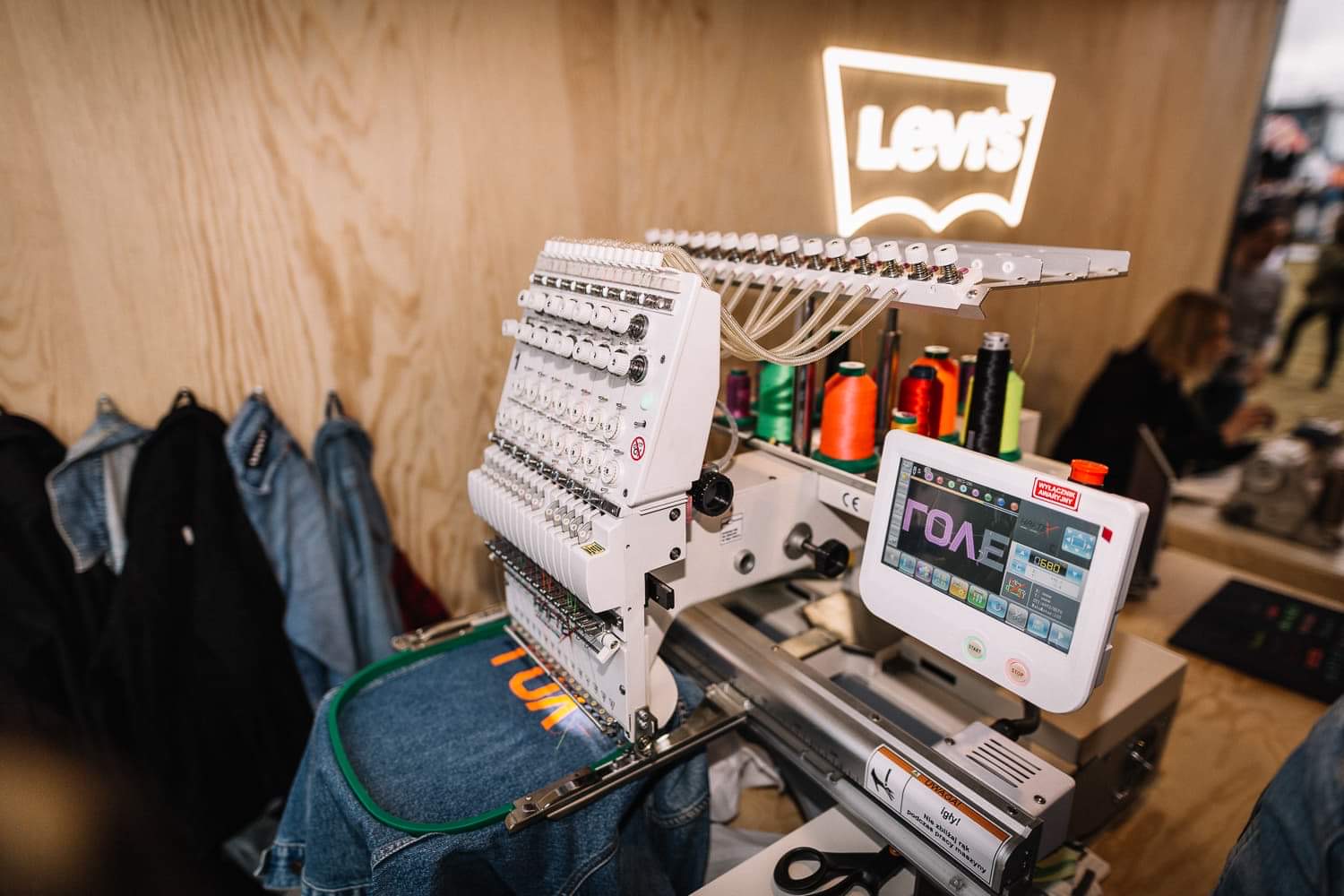 Hafty, nadruki, znakowanie